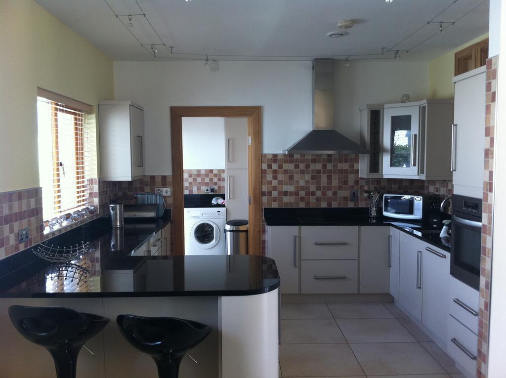Bearlough Self Catering Holiday Home Rosslare Harbour Room photo
